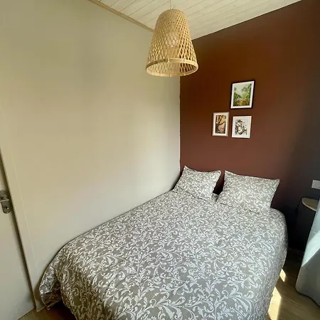 Un Balcon Entre Causses Et Rougiers 펜션 *